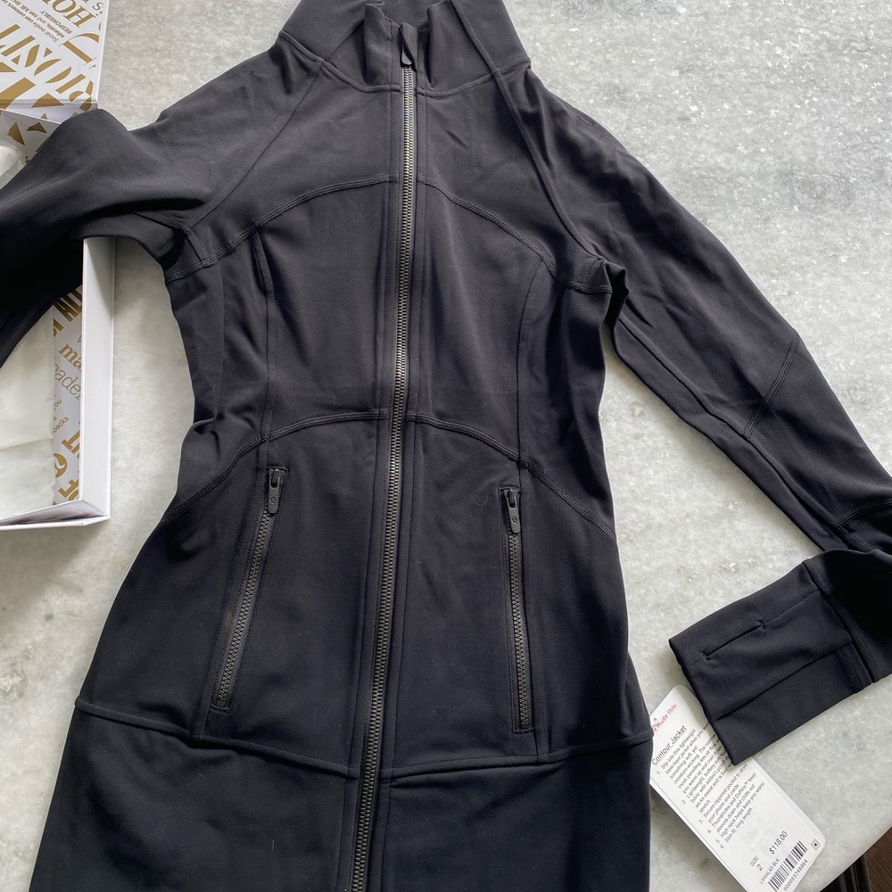 Lululemon black contour jacket size 2